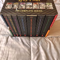 Harry Potter Books 1-7 Special Edition Boxed Set