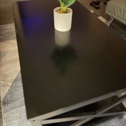 Furniture Couch/Tables