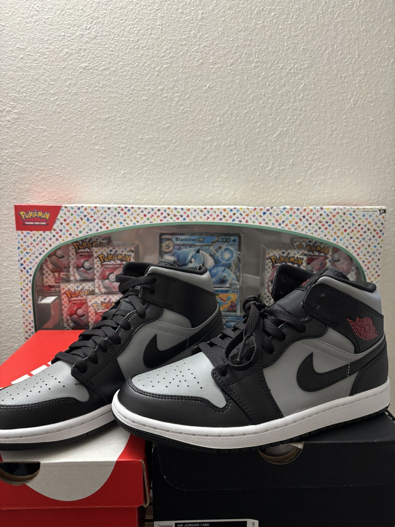 Nike Air Jordan 1 Mids