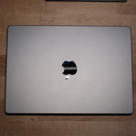 MacBook Pro M1 14" Like New, 16GB/512GB