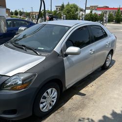 2010 Toyota Yaris