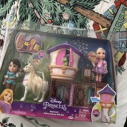 PRINCESS Rapunzel Petite Deluxe Gift Set