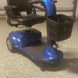 Golden companion 3-wheel scooter GC340