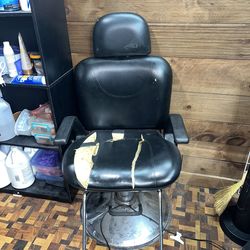 Salon/barber chair