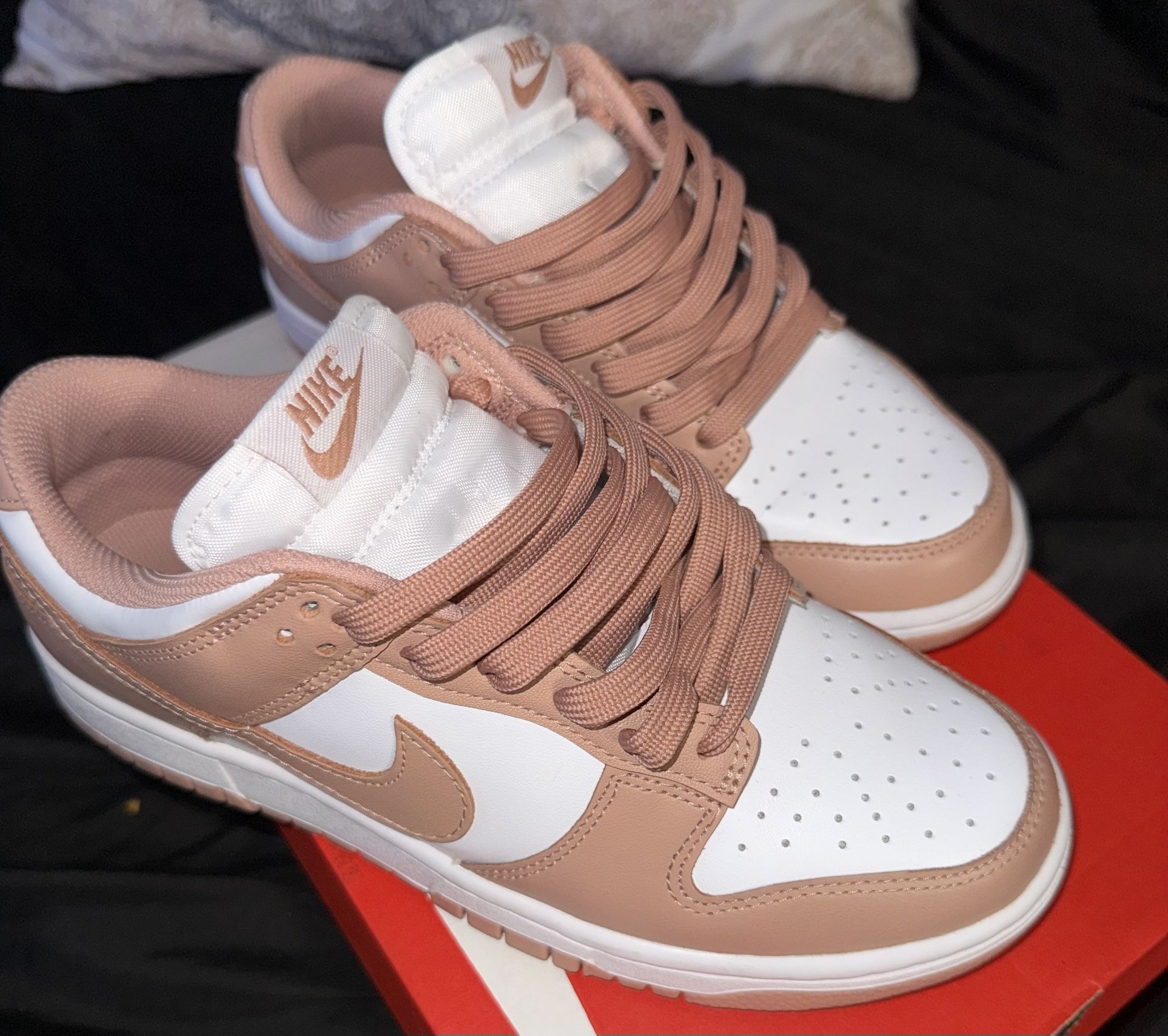 Nike Dunks Women’s 