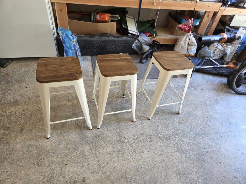 Set Of 3 Counter Height Stools