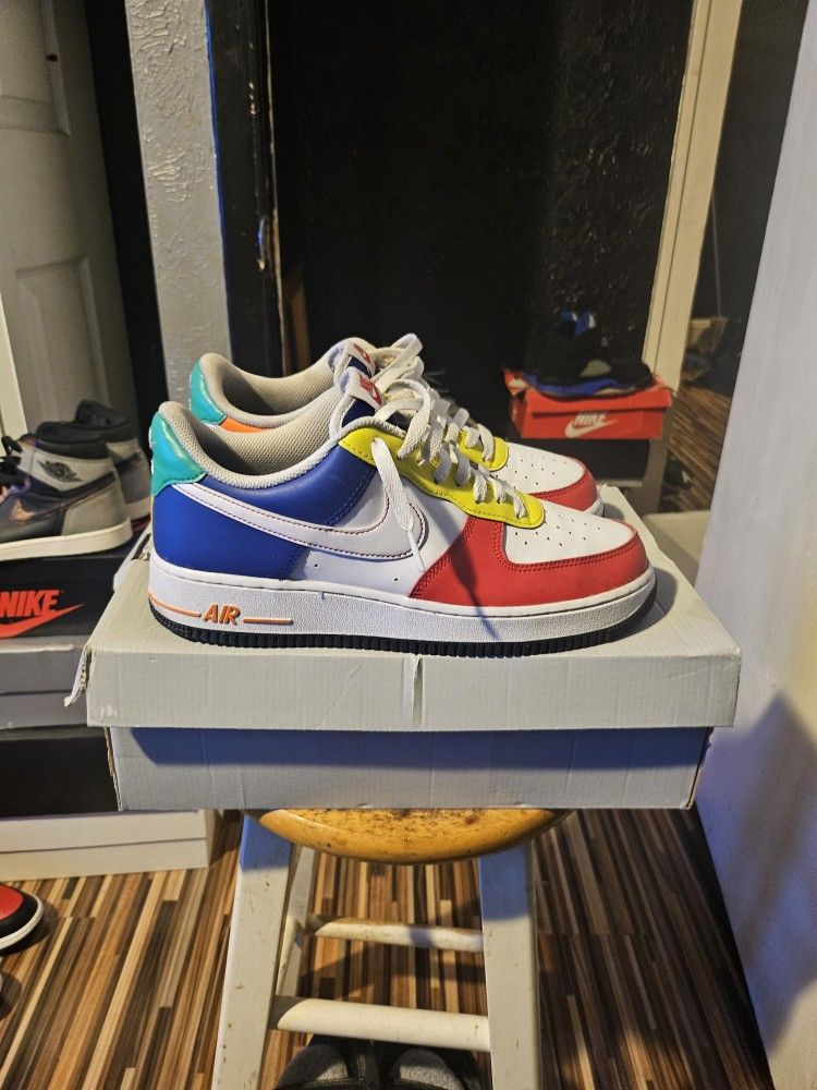 Nike Air Force One Low Good Cond Sz 8.5 $70