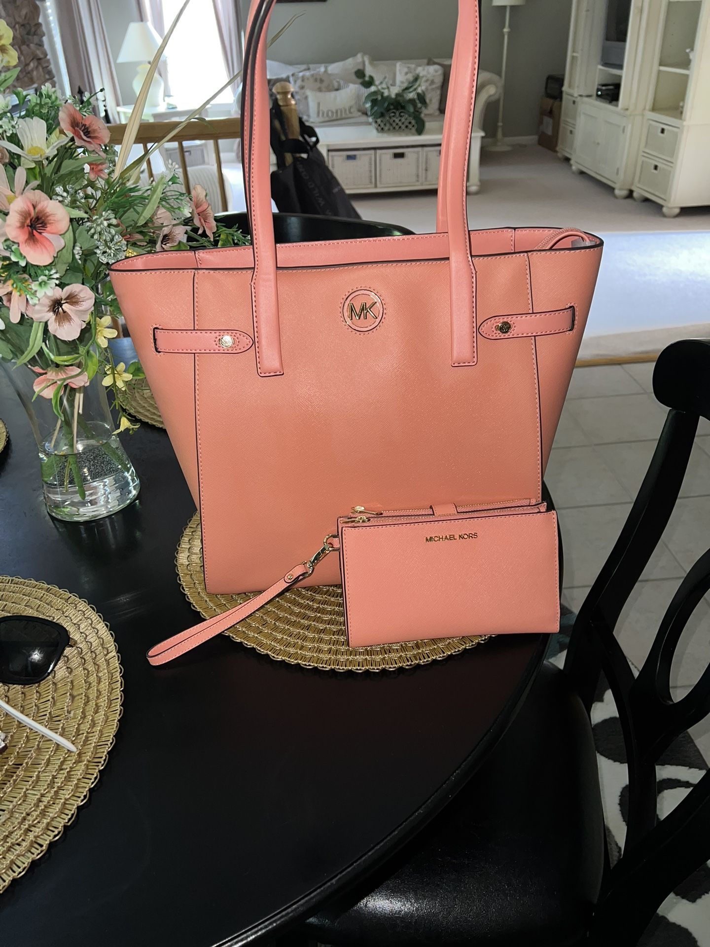 Michael Kors Carmen Large Tote and Wallet