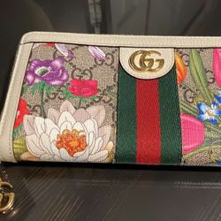 Gucci Wallet White Floral Spring Edition New