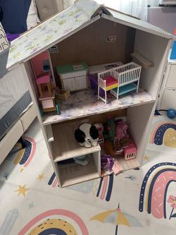 Doll House 