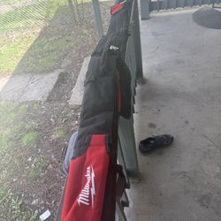 Milwaukee level bag