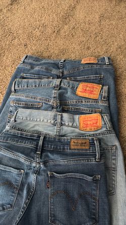 4 levi’s jeans size 7-8