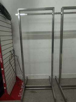 Freestanding Metal Clothing Rack