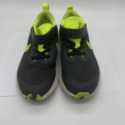 Nike Boys Shoez 2Y