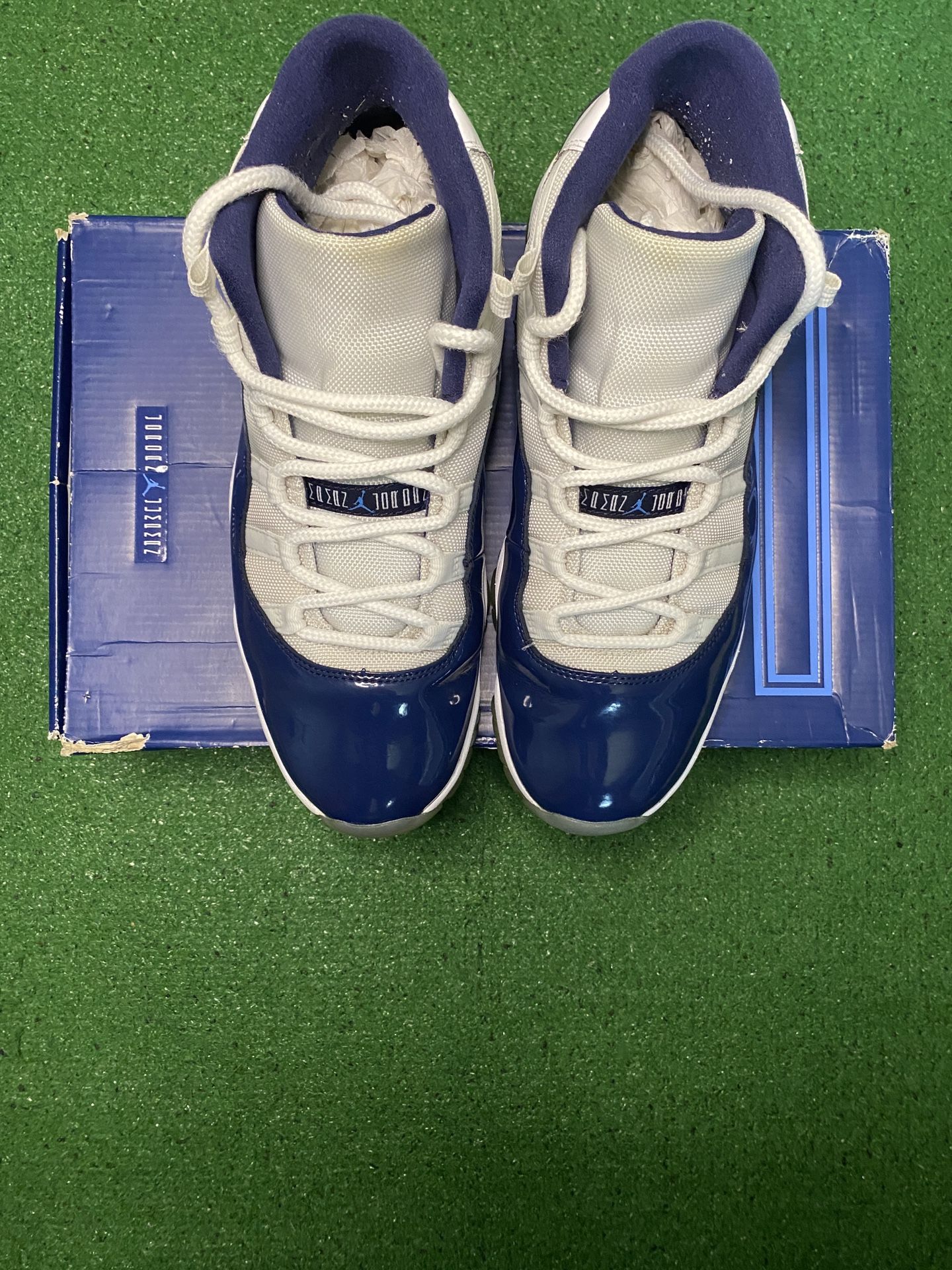 Air Jordan Retro 11 Win Like 82 In Good Condition With Shoe Box Size 11.