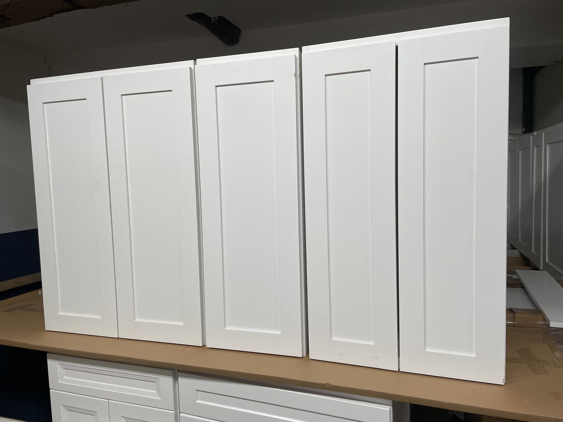 Scratch And Dent White Shaker Big Wall Cabinets 