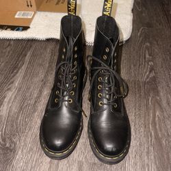 Dr martens Size 10W