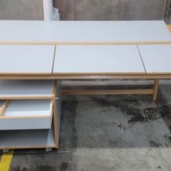 Mac Table