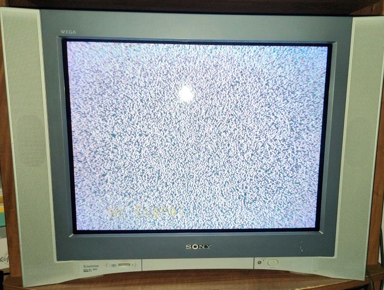 Sony KV-27FS320 CRT TV