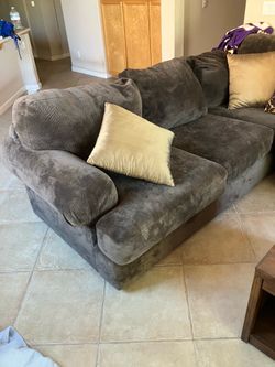 Sectional couch