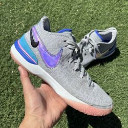 Sz 11 Nike LeBron $30 FIRM NO TRADES