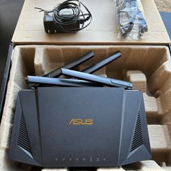 Nighthawk AC1750 Smart WiFi Router 