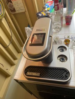 Cocktail machine