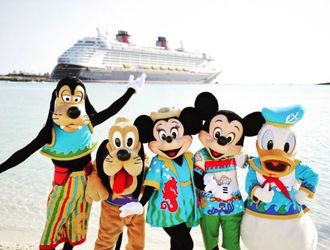 Give The Gift Of A Disney Cruise This Holiday Season