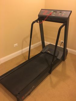 Landice 8700 Sprint Treadmill for Sale in Wilmette IL OfferUp