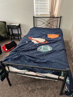 Twin bed