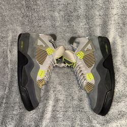 Jordan 4 Retro- SE 95 Neon