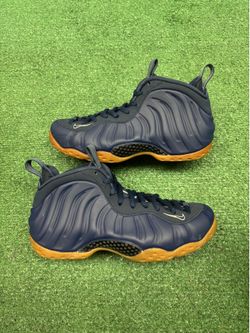 NIKE AIR FOAMPOSITE NAVY GUM SIZE 8