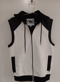 Men's G by GUESS  faux-leather zip pockets hooded vest