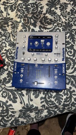 DXM06 Numark
