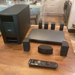 BOSE AV35 5.1 Audio/Video Home Theater system