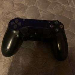 Play Station 4 Controller 