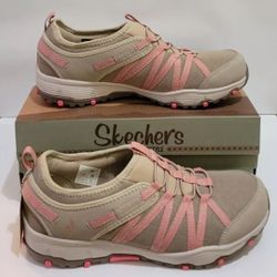 Skechers Seager Women's Hiking Slip On Memory Foam Shoes