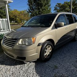 2009 Chrysler Town & Country