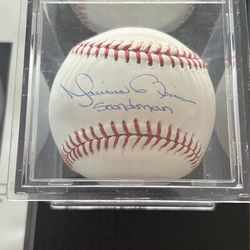 Mariano rivera signed ball