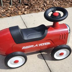 Children Radio flyer