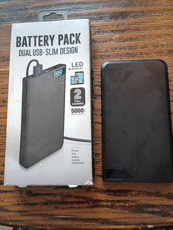 Dual USB Slim Design Battery Pack No Cord 5000 Mwh