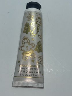 Bath & Body Works Merry Cookie Hand Cream Shea Butter White Gold