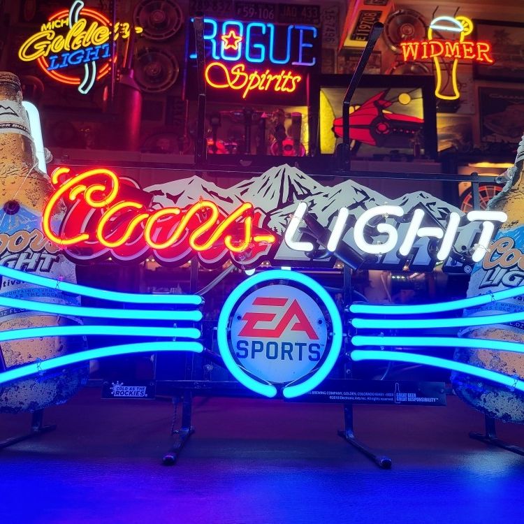 EA Sports/ Coors Light Neon Sign for Sale in Vancouver, WA - OfferUp