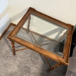 2 Side Tables 