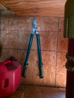 Long-Handle Garden Loppers Pruning Shears