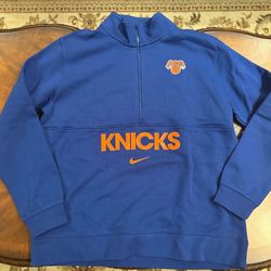 New York Knicks Nike Hoodie Size Large