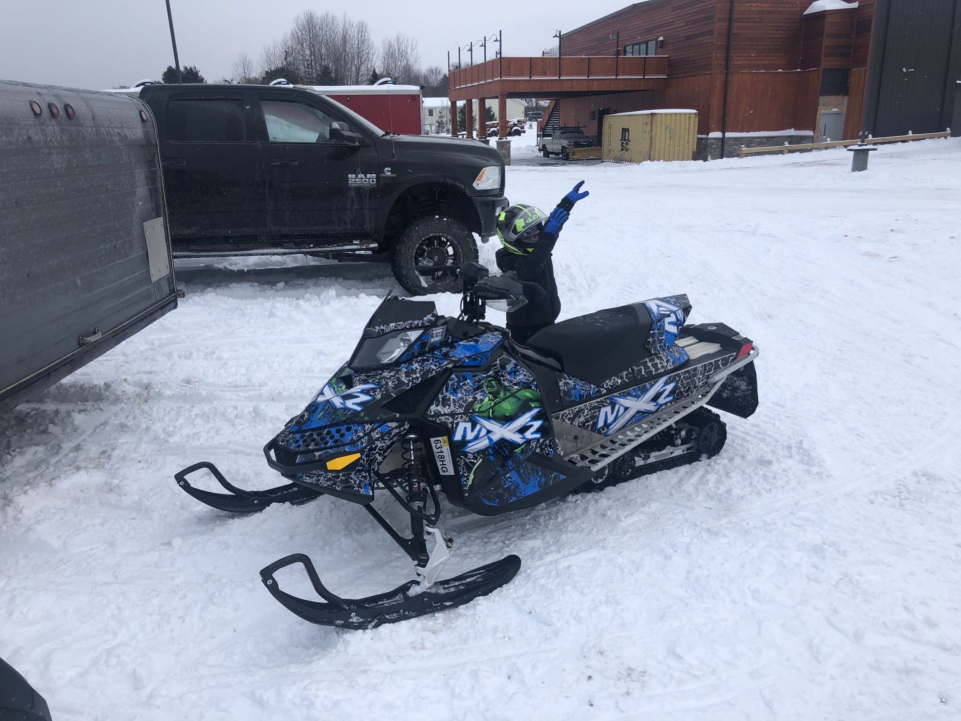 Pending! Snowmobile - ski doo MXZ 600 -2015