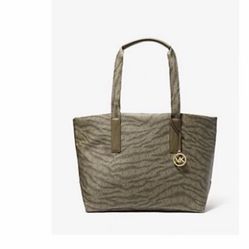Michael Kors Tote Handbag MK l-1403 for Sale in Imperial, MO - OfferUp