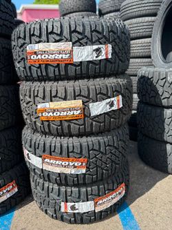 33*12.50r20 Vendo set se llantas nuevas con 50.000 millas se garantía