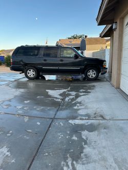 2004 Chevrolet Suburban